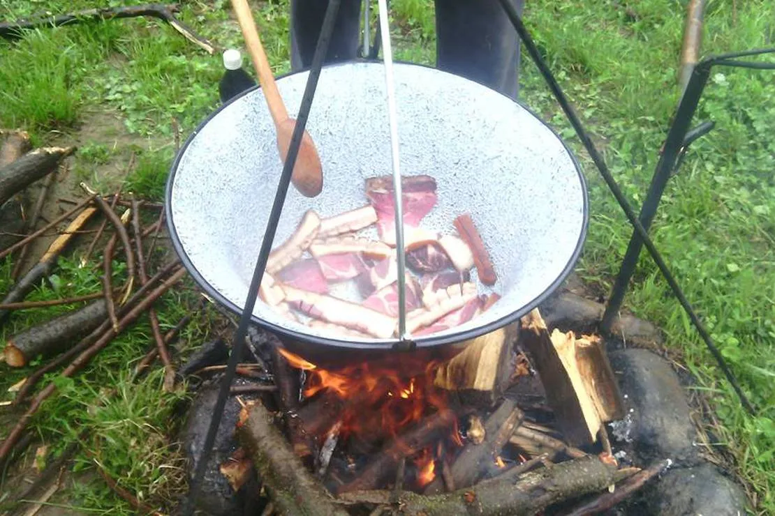 camping-weekend-batori-varsonkolyos-kkugh