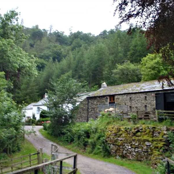 st-johns-in-the-vale-camping-barn-keswick-pms0y