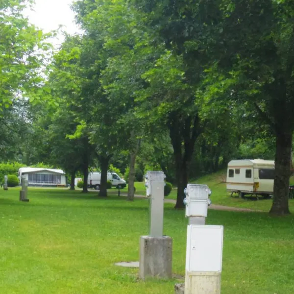 camping-municipal-les-vigneaux-entraigues-6vdqe