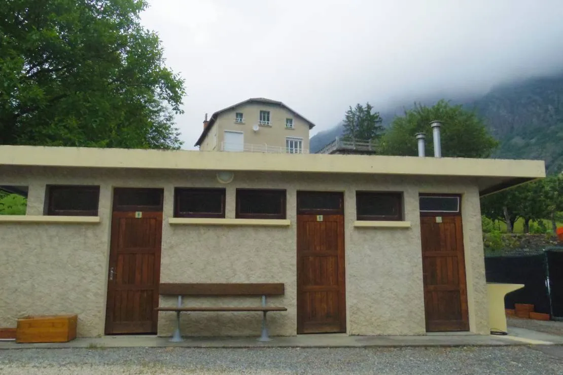 camping-municipal-les-vigneaux-entraigues-bfqxs
