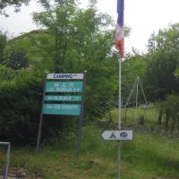 camping-municipal-les-vigneaux-entraigues-blqdq