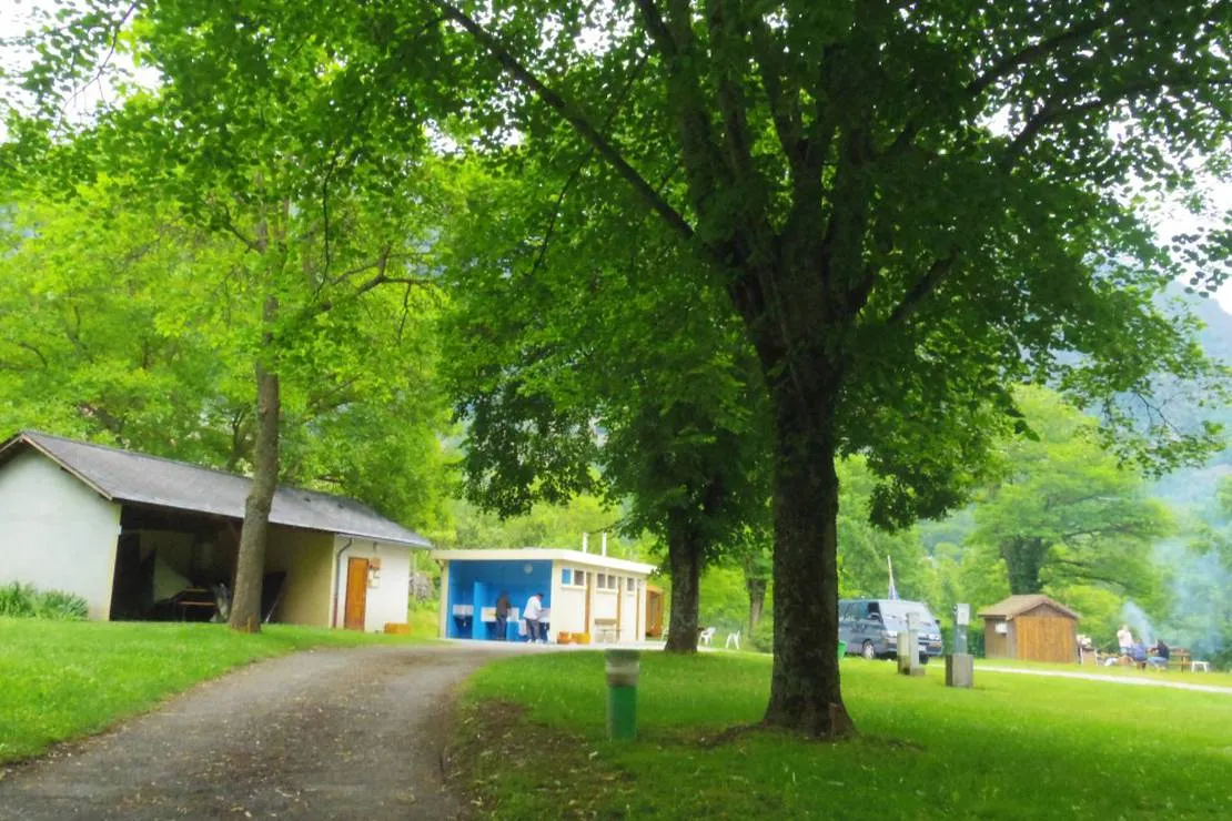 camping-municipal-les-vigneaux-entraigues-w8yuq