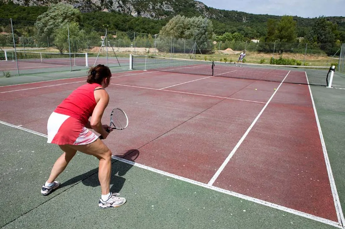 pres-du-verdon-quinson-r4hj4