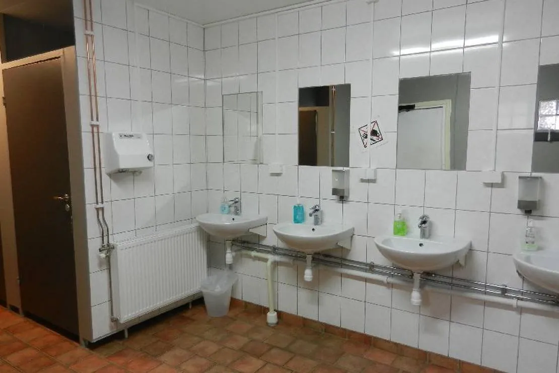 granhyddans-camping-beddingestrand-f9mu3