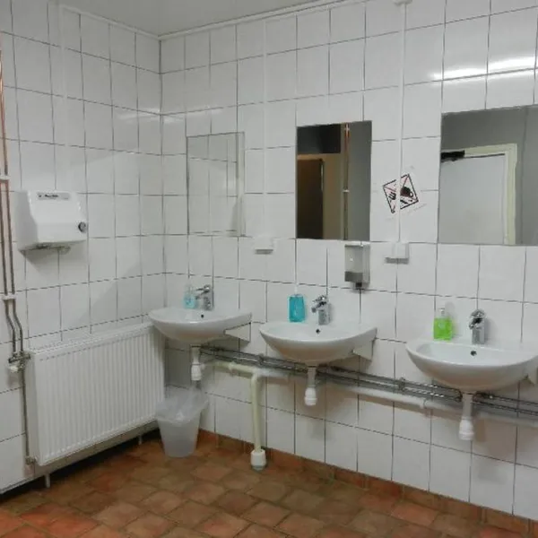 granhyddans-camping-beddingestrand-f9mu3