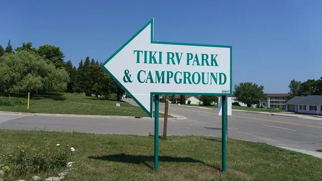 tiki-rv-park-campground-st-ignace-i4gbn