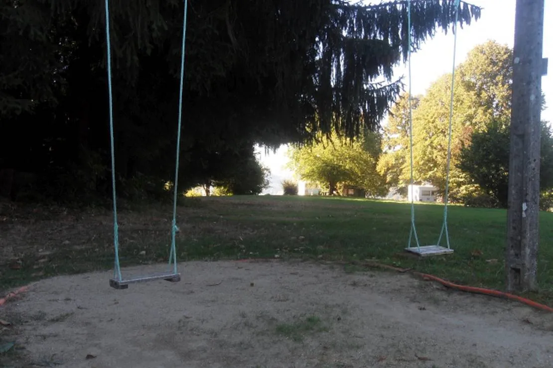 camping-du-bois-de-la-teppe-a-saint-franc-st-franc-gdzev
