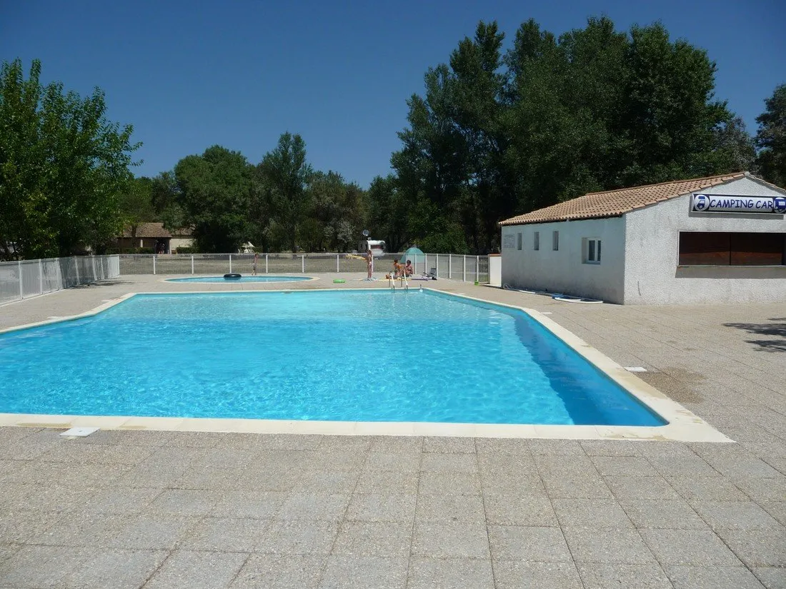 le-mas-des-chenes-lezan-gard-brm5a