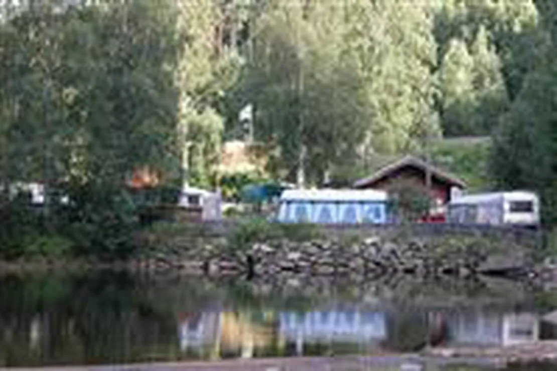 holman-camping-rollag-tz2zq