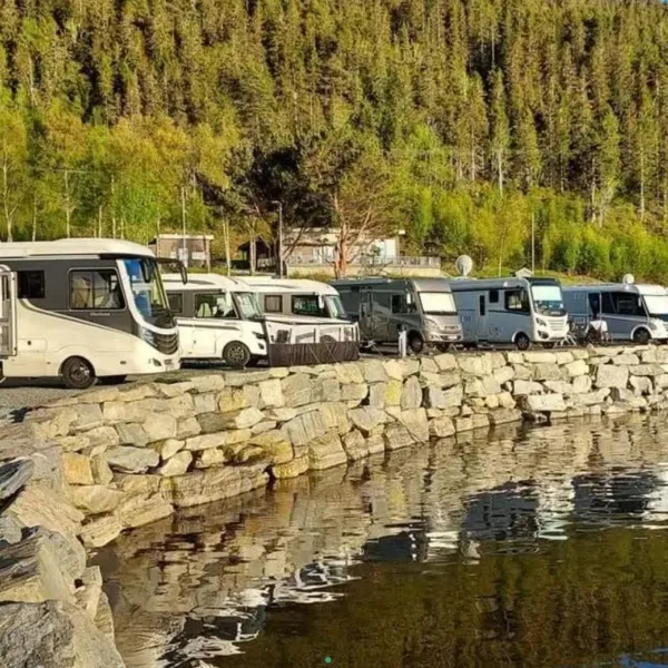 bjorkvik-hytteutleie-og-camping-rakvag-fzclz