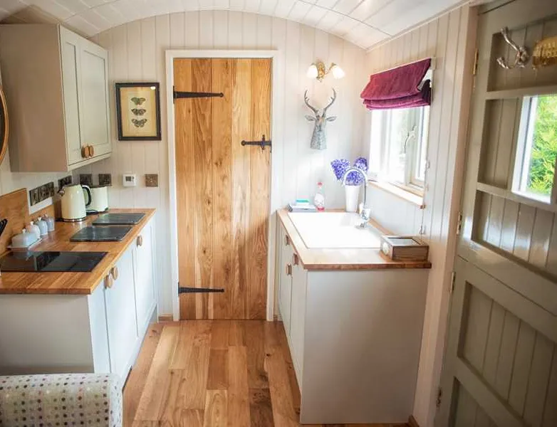 brosterfield-farm-foolow-mbfpe