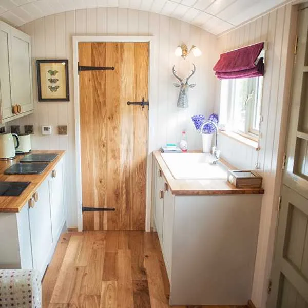 brosterfield-farm-foolow-mbfpe