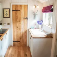 brosterfield-farm-foolow-nymkz