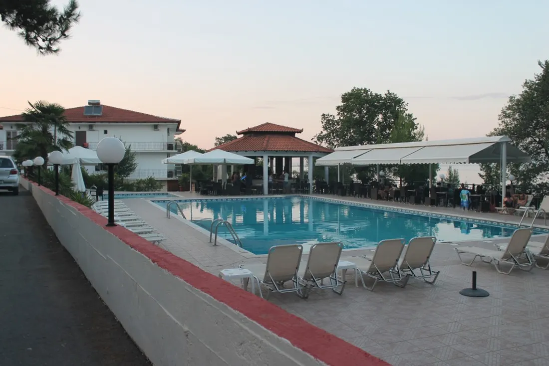 agiannis-finikounda-en-methoni-lsfoj