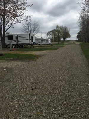presque-isle-passage-rv-park-cabin-rentals-fairview-b0r09