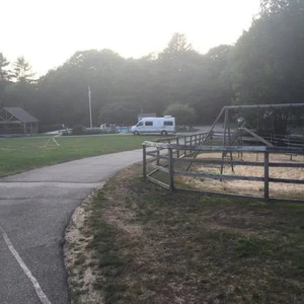 dixons-coastal-maine-campground-cape-neddick-53kwq