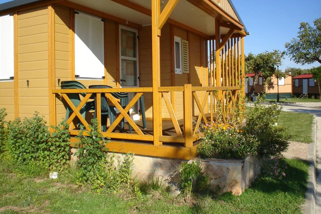 camping-sierra-de-la-culebra-figueruela-de-arriba-v8aix