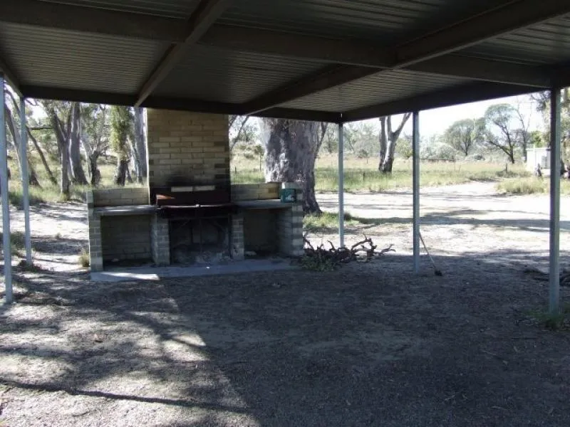 baan-hill-picnic-area-campground-ngarkat-n5uke