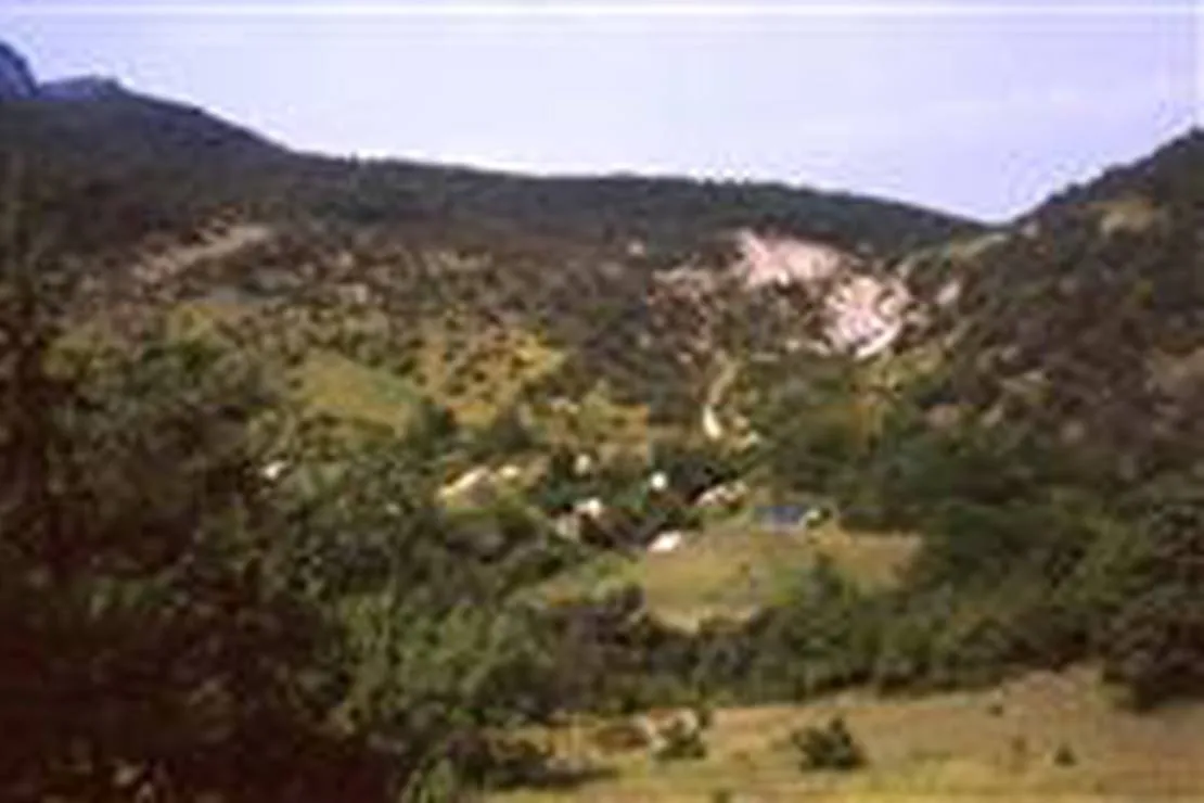 camping-la-motte-aire-naturelle-st-sauveur-en-diois-ajnzb