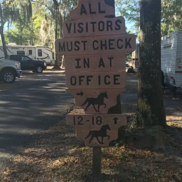 country-oaks-campground-and-rv-park-kingsland-qirfw