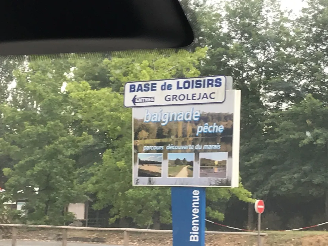 du-lac-de-grolejac-grolejac-dordogne-9fhkg