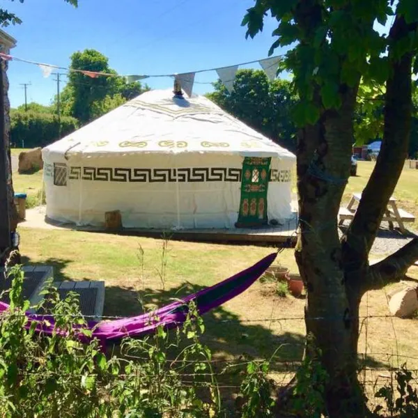 tregroes-caravan-camping-glamping-park-pembrokeshire-cra5o