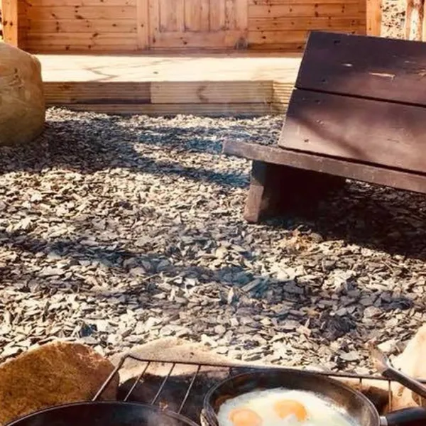 tregroes-caravan-camping-glamping-park-pembrokeshire-oaucf