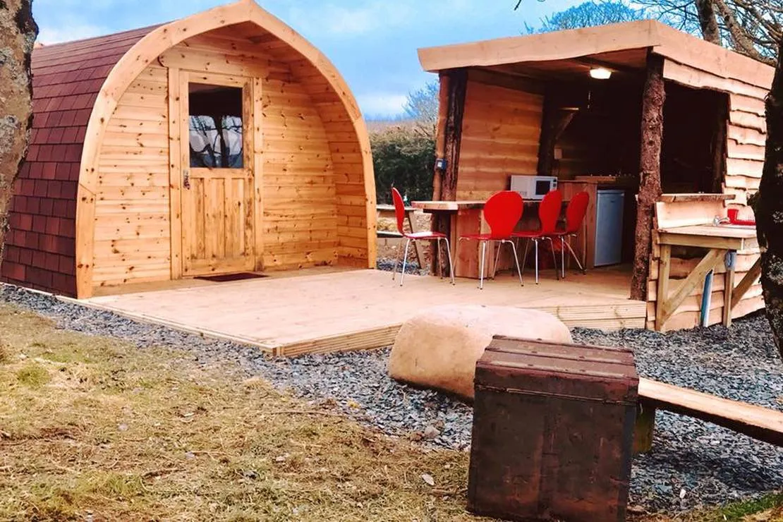 tregroes-caravan-camping-glamping-park-pembrokeshire-uhyba