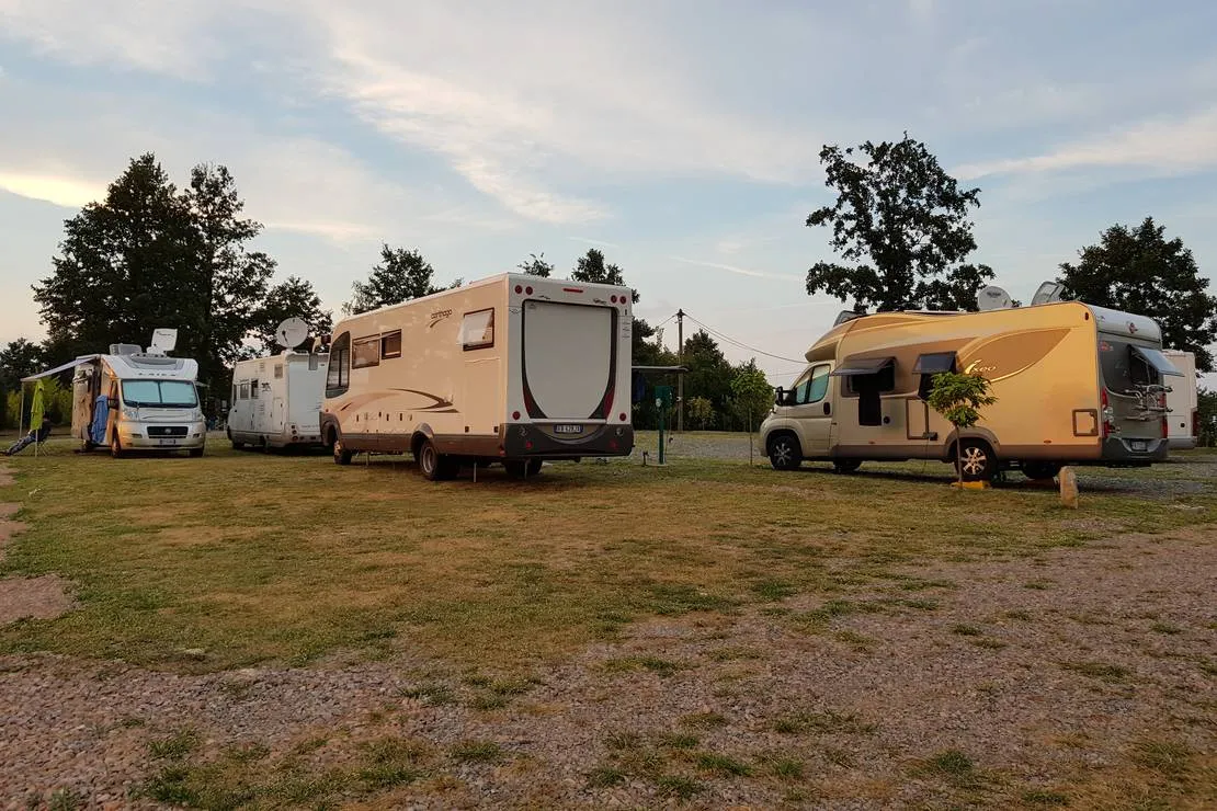 camping-belgrade-avala-belgrade-xt1ih