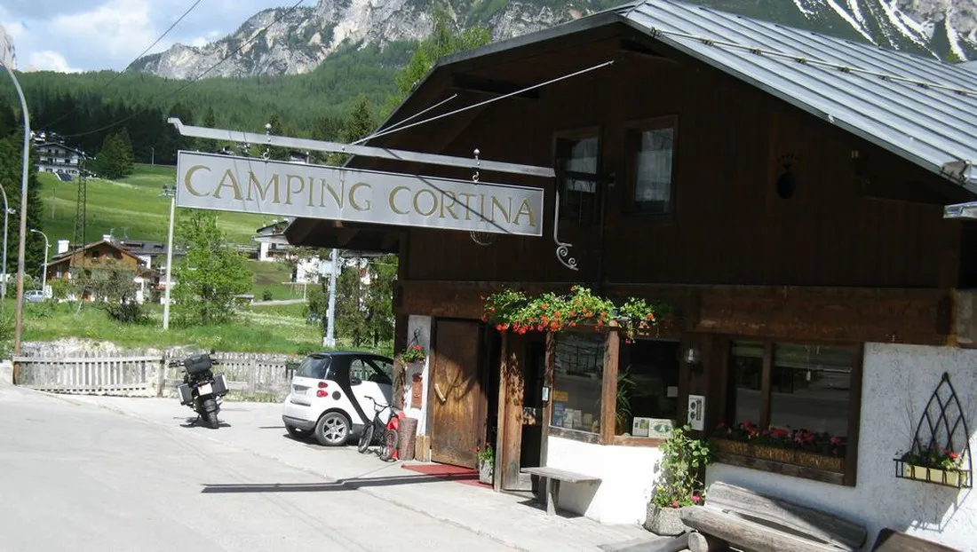cortina-cortina-d-ampezzo-unbon