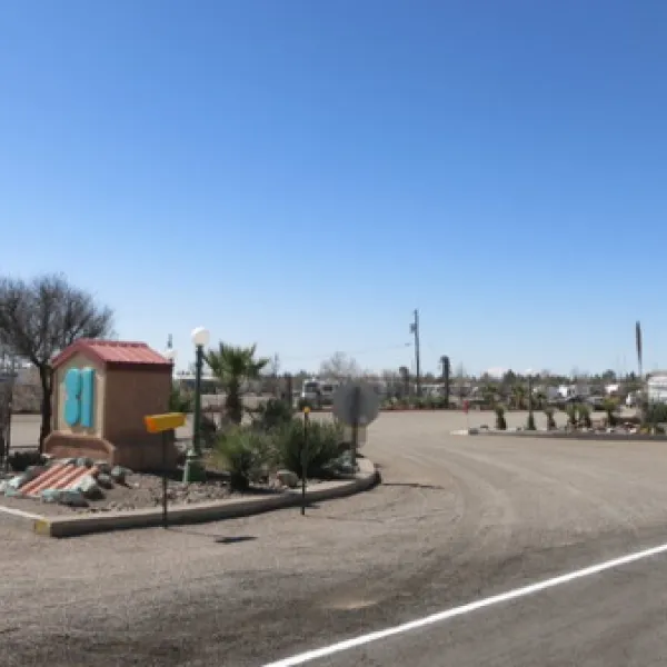 81-palms-senior-rv-resort-deming-a7efq