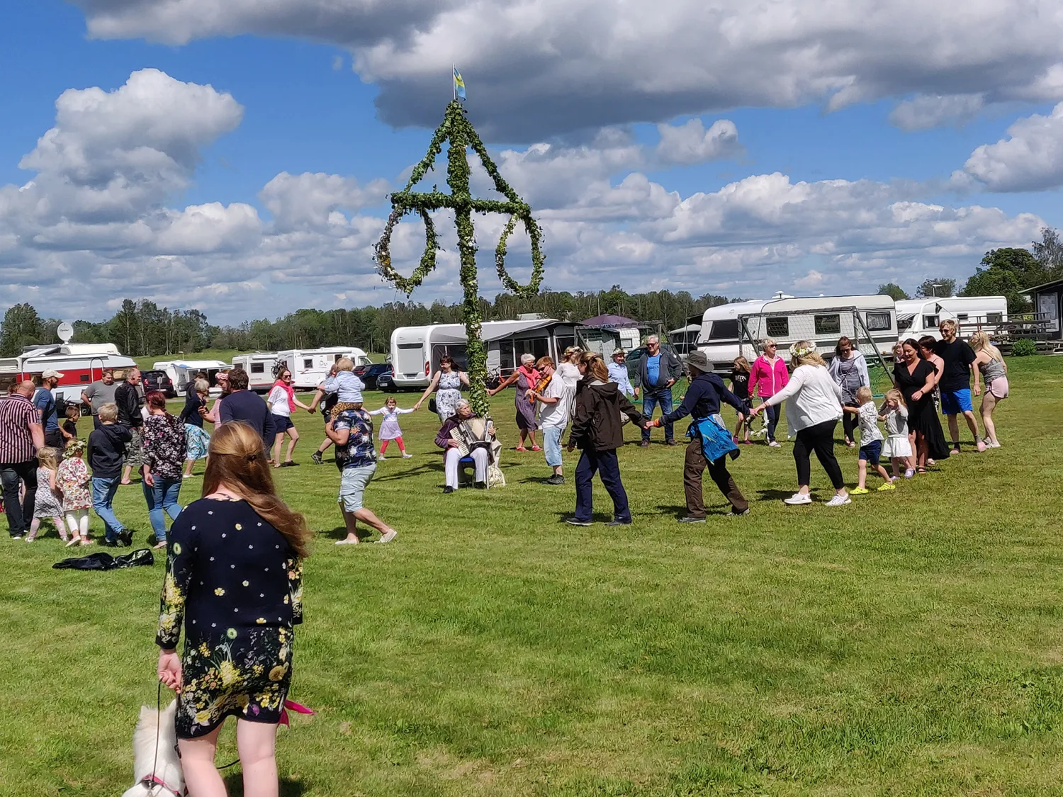solje-camping-glava-rohmp