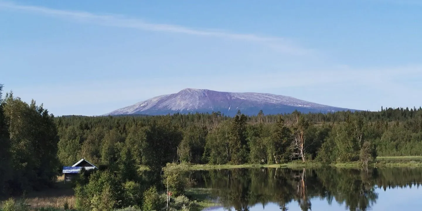 nyvallens-fabod-sonfjallets-nationalpark-hede-wtiyf