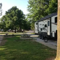 big-red-barn-rv-park-carthage-mjncf