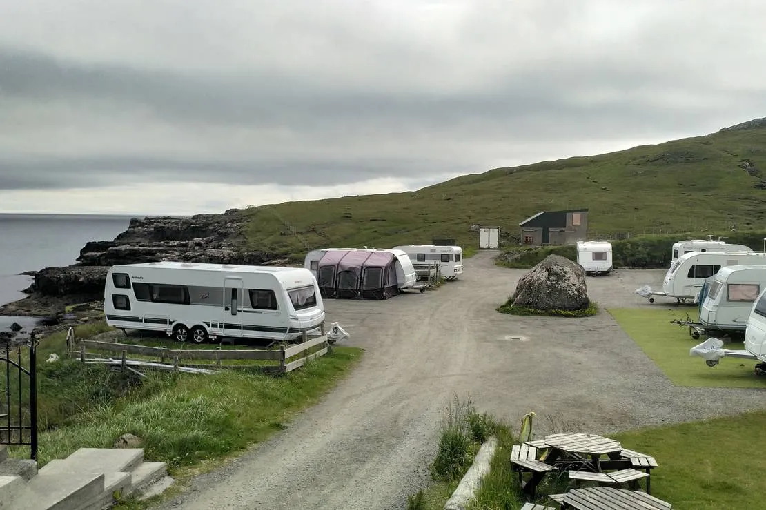 camping-aeduvik-aeduvik-y0esf