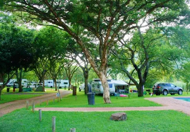 elangeni-holiday-camp-elands-valley-waterval-boven-0nksg