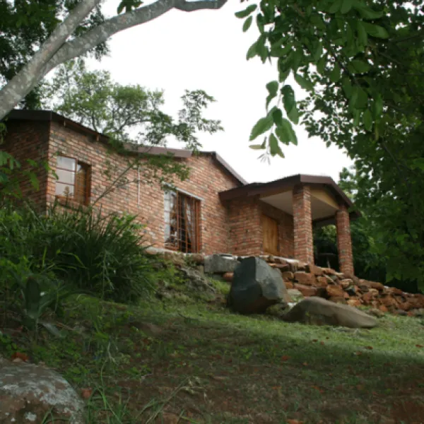 elangeni-holiday-camp-elands-valley-waterval-boven-jrrtk