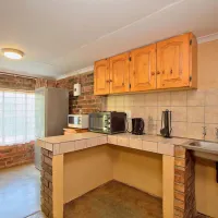 elangeni-holiday-camp-elands-valley-waterval-boven-r3hnl