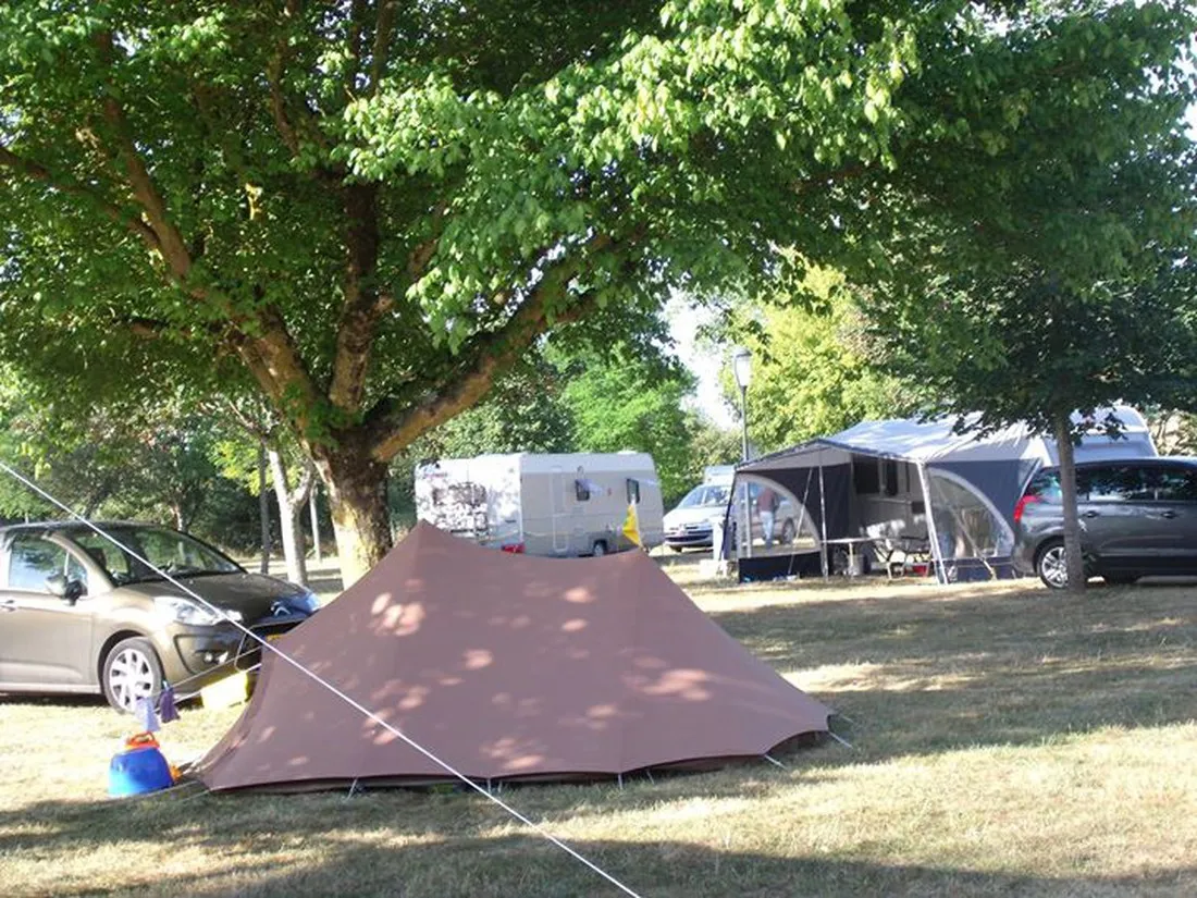 municipal-de-la-noue-marrou-ligny-le-chatel-jqfnk
