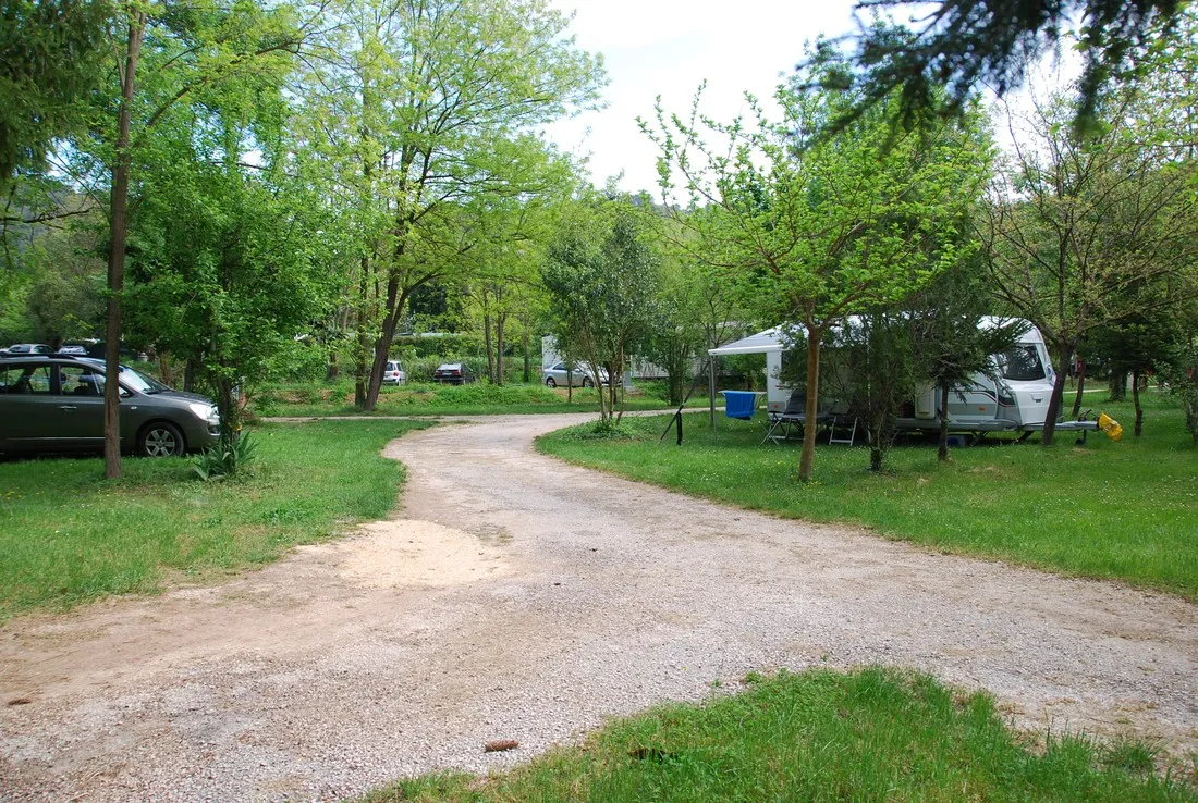 aux-tonneaux-meounes-les-montrieux-var-qbirq