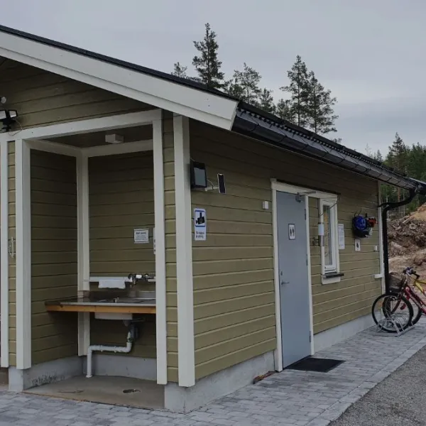 villmarkseventyret-bobilparkering-prestestranda-cb6gx