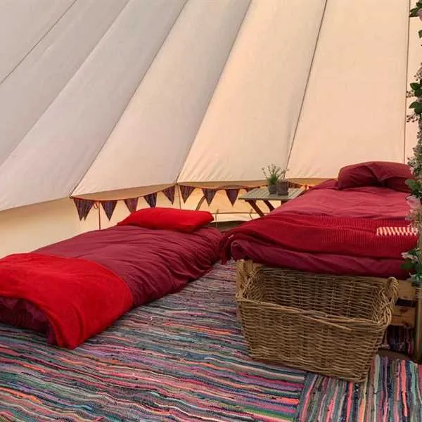 freespirit-glamping-helmsley-qdx2r