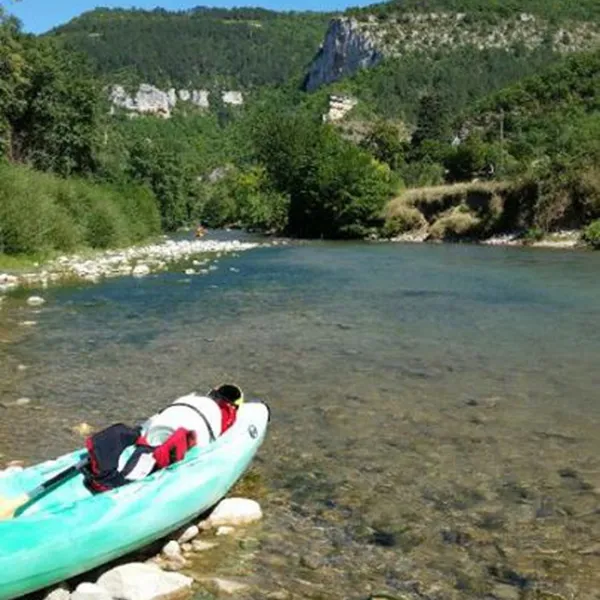 campeole-domaine-de-combelles-rodez-3p9gu