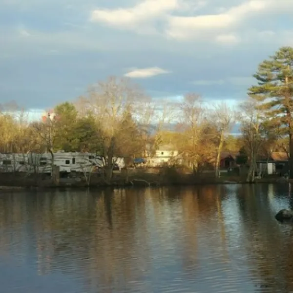 canoe-river-campground-east-mansfield-zlqlp