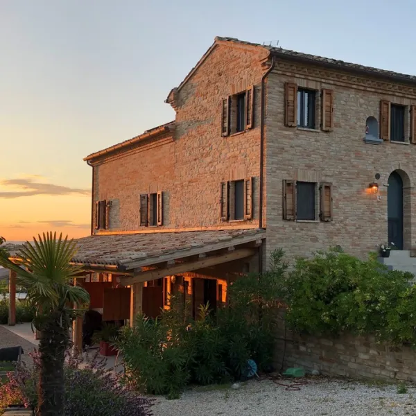 agriturismo-unico-senso-glamping-montottone-ueghu