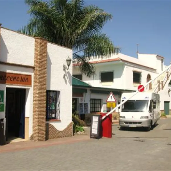laguna-playa-torre-del-mar-8yjgo