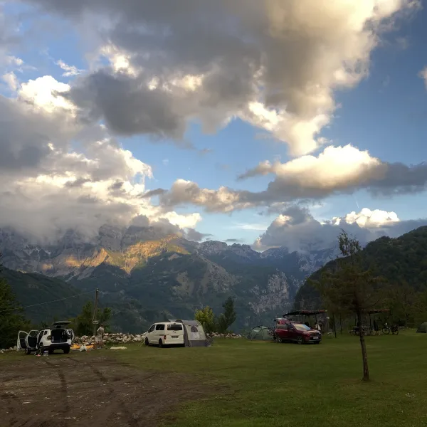 camping-freskia-theth-thethshkoder-41jae