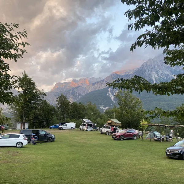 camping-freskia-theth-thethshkoder-scupb