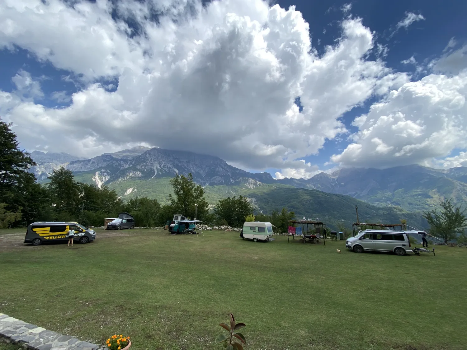 camping-freskia-theth-thethshkoder-srgzy