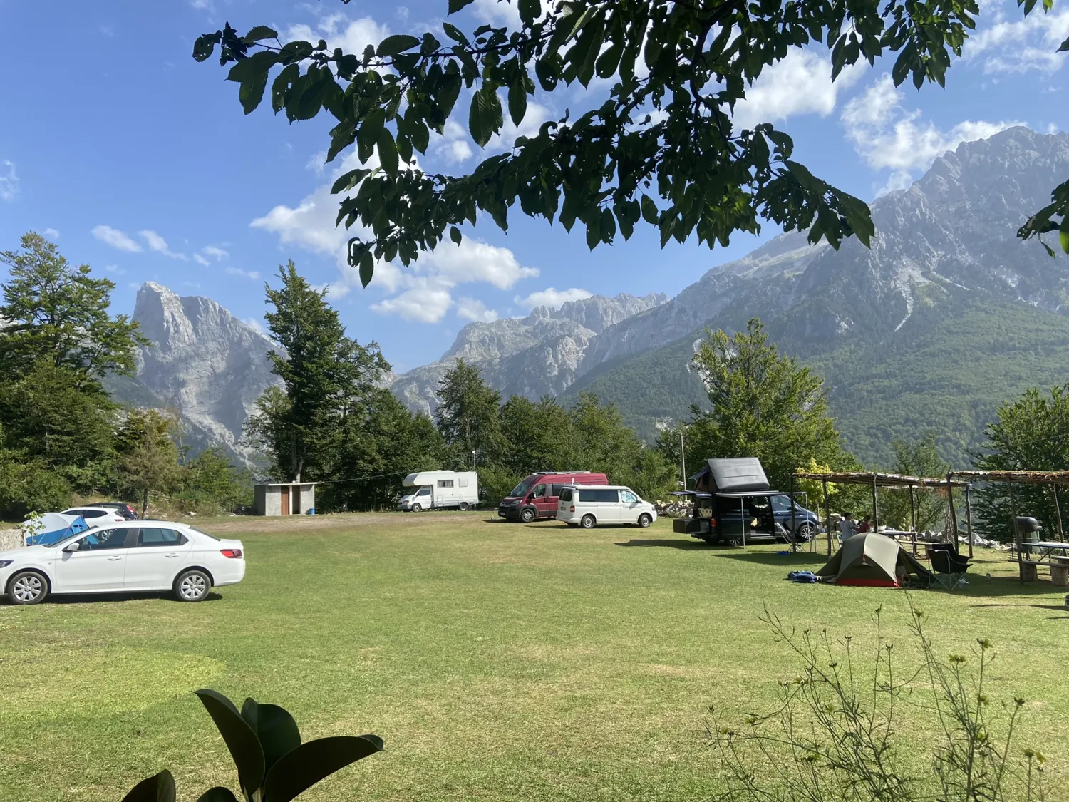 camping-freskia-theth-thethshkoder-tined